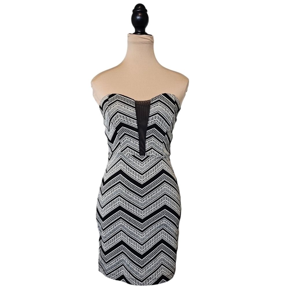 Emerald Sundae Asymmetrical Deep V Mesh Strapless Mini Dress Sz S